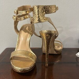 Michael Kors gold heels